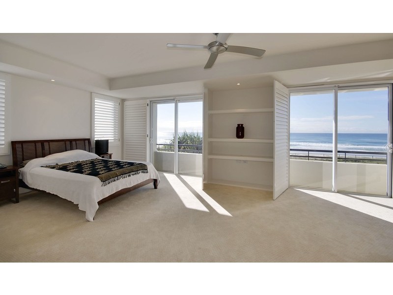 1/147 Hedges Avenue, Mermaid Beach QLD 4218