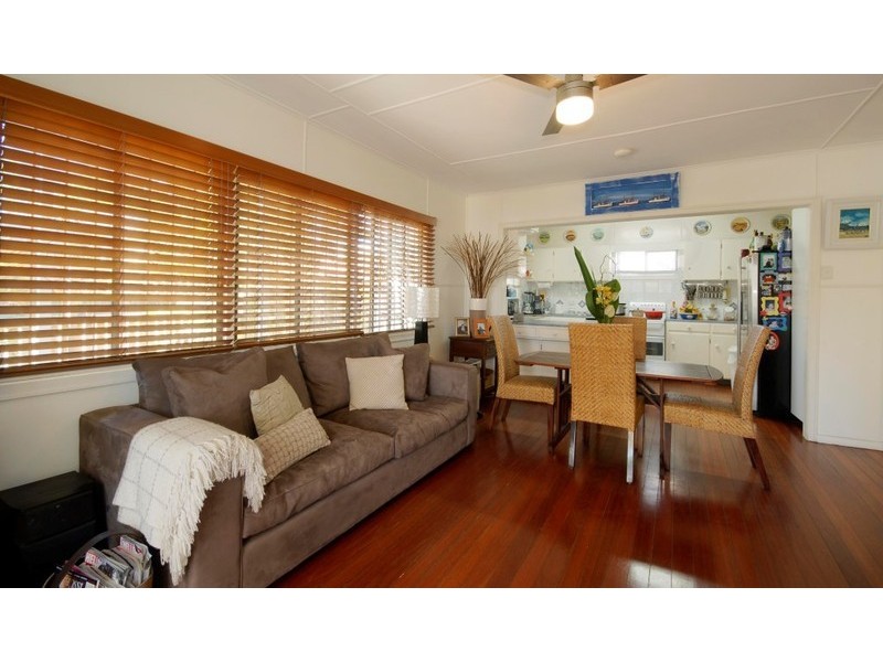 74 Hedges Avenue, Mermaid Beach QLD 4218