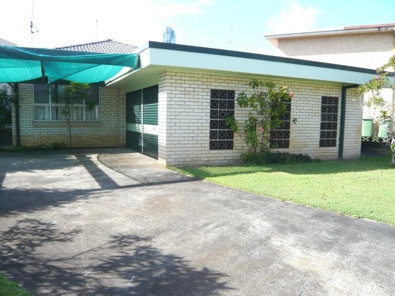 25 Sunrise Boulevard, Surfers Paradise QLD 4217