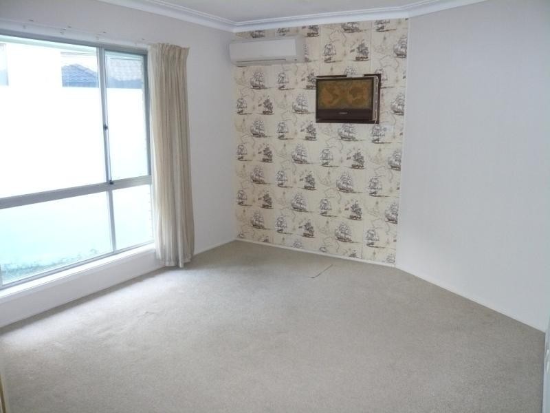 25 Sunrise Boulevard, Surfers Paradise QLD 4217