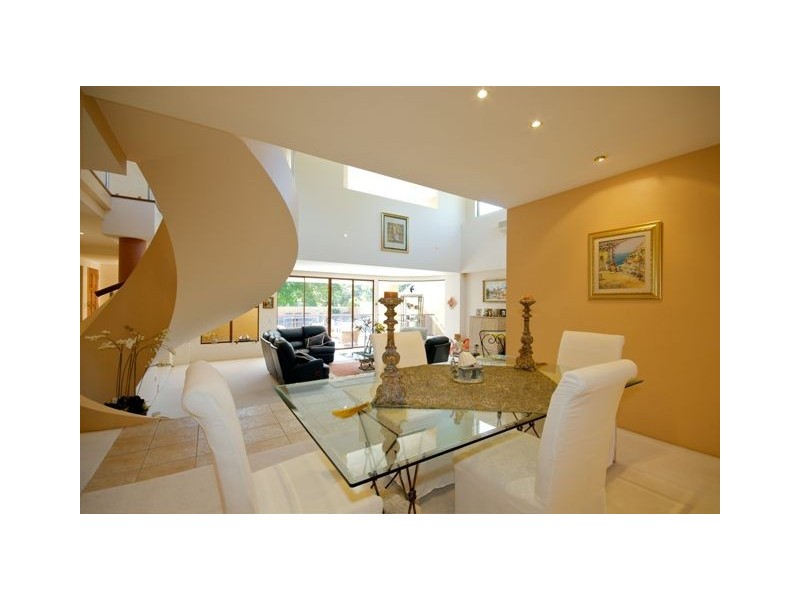 Isle Of Capri QLD 4217