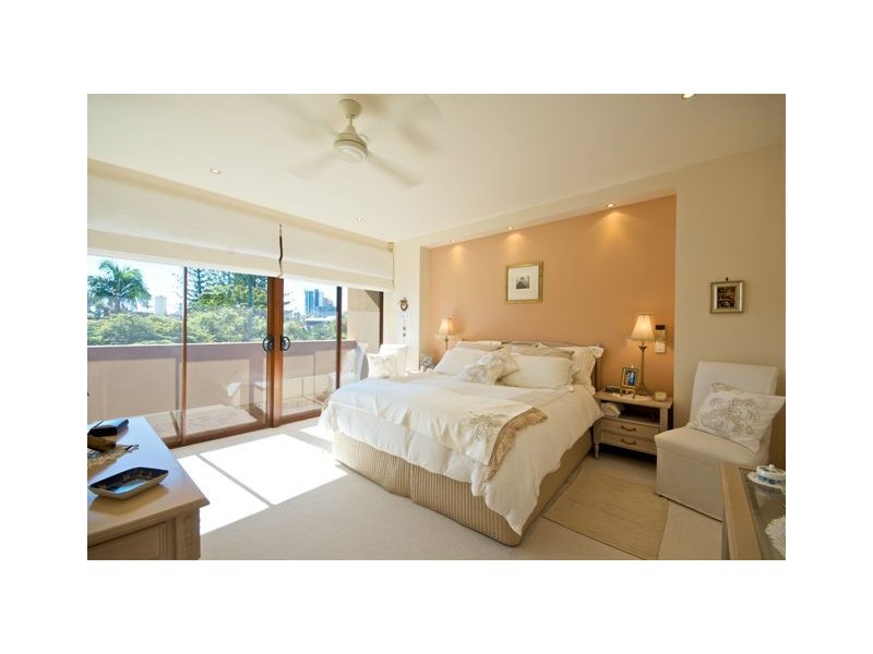 Isle Of Capri QLD 4217