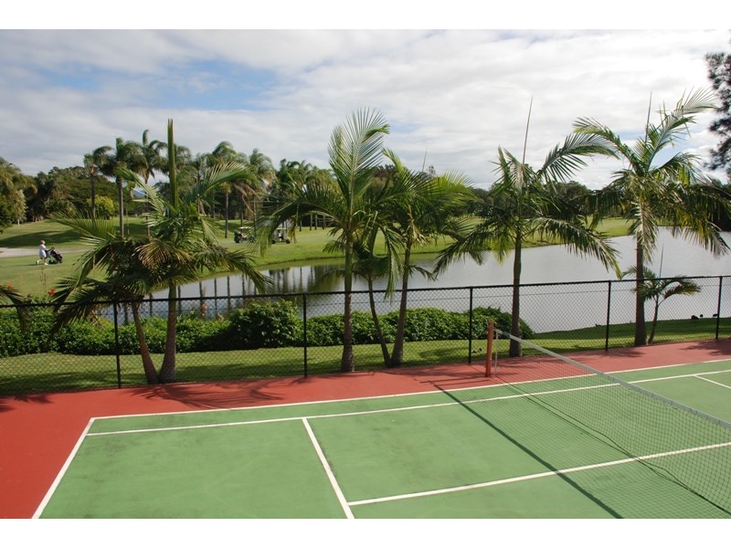55 Fairway Drive, Clear Island Waters QLD 4226