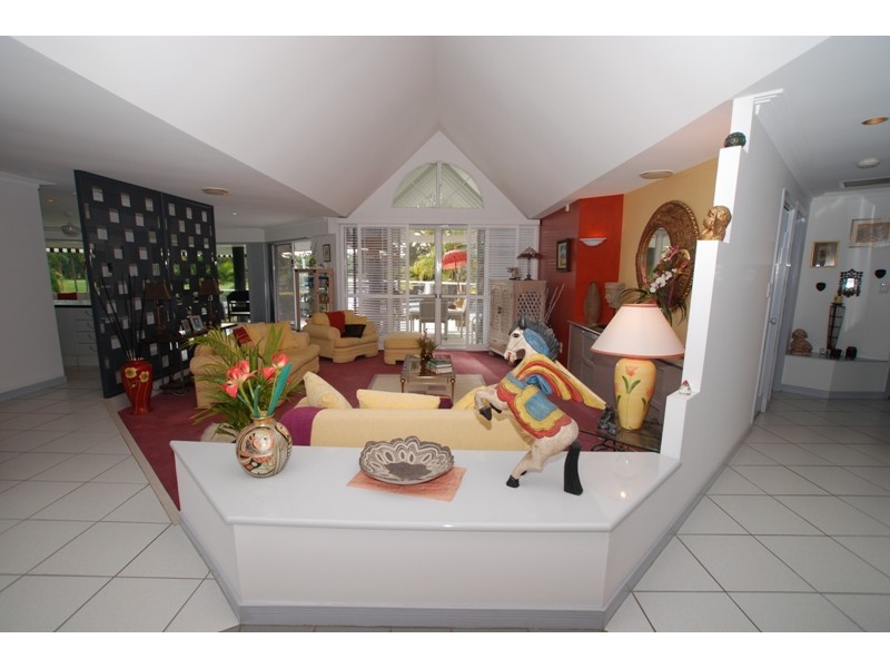 55 Fairway Drive, Clear Island Waters QLD 4226