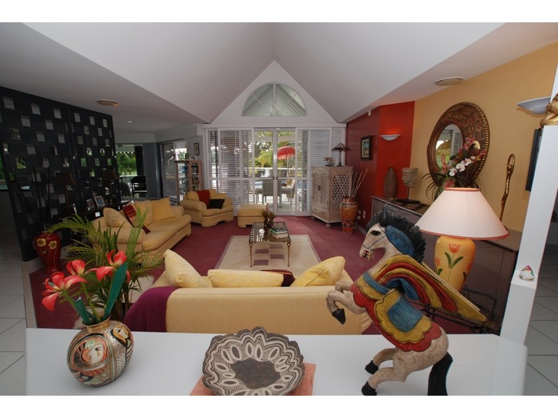 55 Fairway Drive, Clear Island Waters QLD 4226