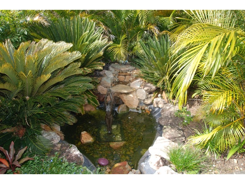 55 Fairway Drive, Clear Island Waters QLD 4226