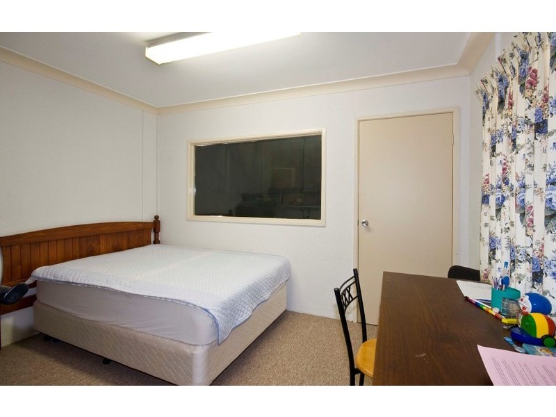 8 Glenelg Avenue, Mermaid Beach QLD 4218