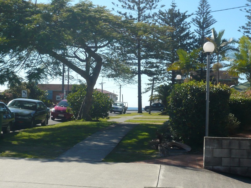 16 Thirteenth Avenue, Palm Beach QLD 4221