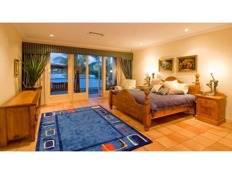 53 The Corso, Surfers Paradise QLD 4217