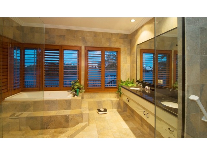 53 The Corso, Surfers Paradise QLD 4217