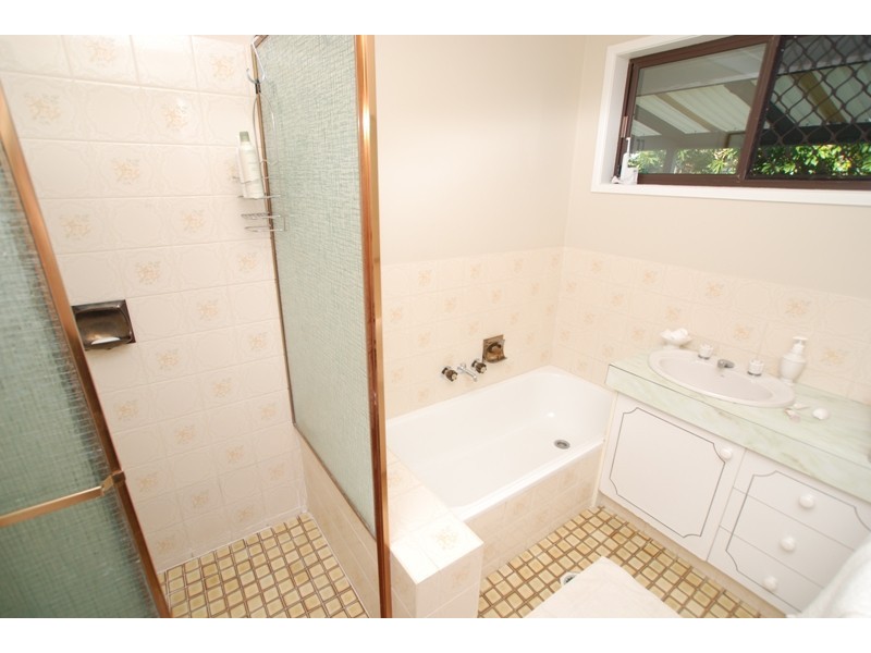 Broadbeach Waters QLD 4218