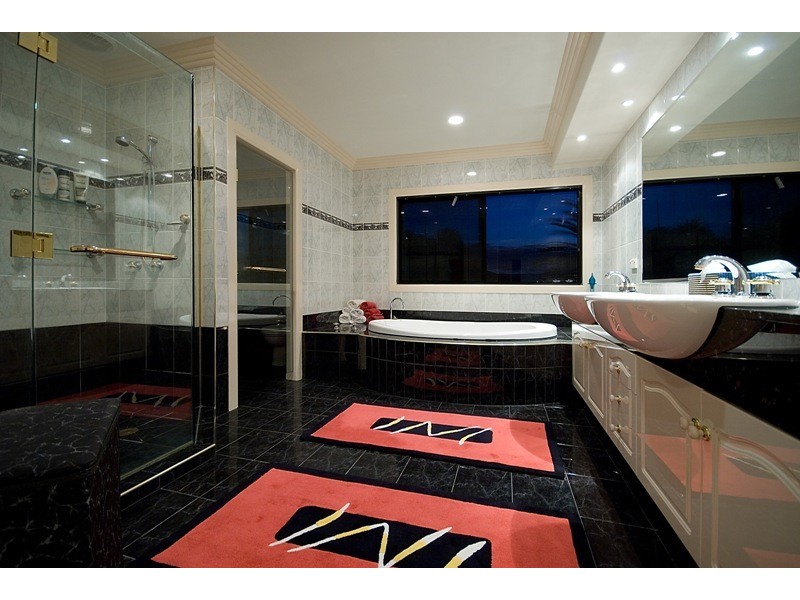 93 Bollard Circuit, Clear Island Waters QLD 4226