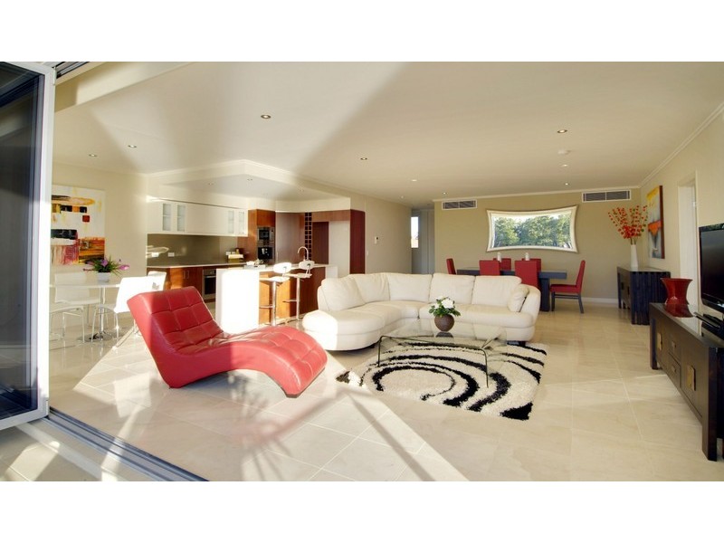 Apt 4 Eden on Sunset, 68 Sunset Boulevard, Surfers Paradise QLD 4217