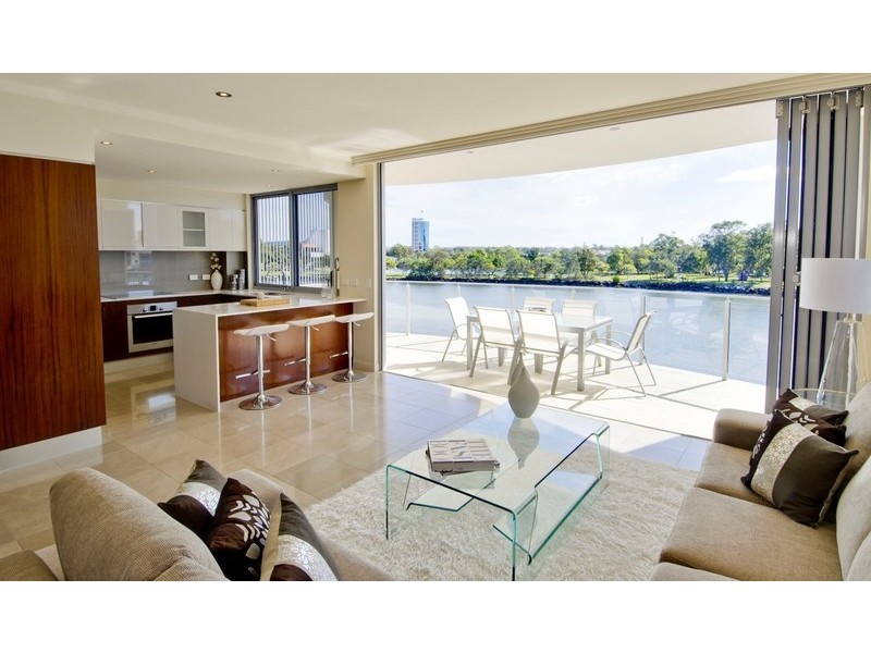 Apt 5 Eden on Sunset, 68 Sunset Boulevard, Surfers Paradise QLD 4217