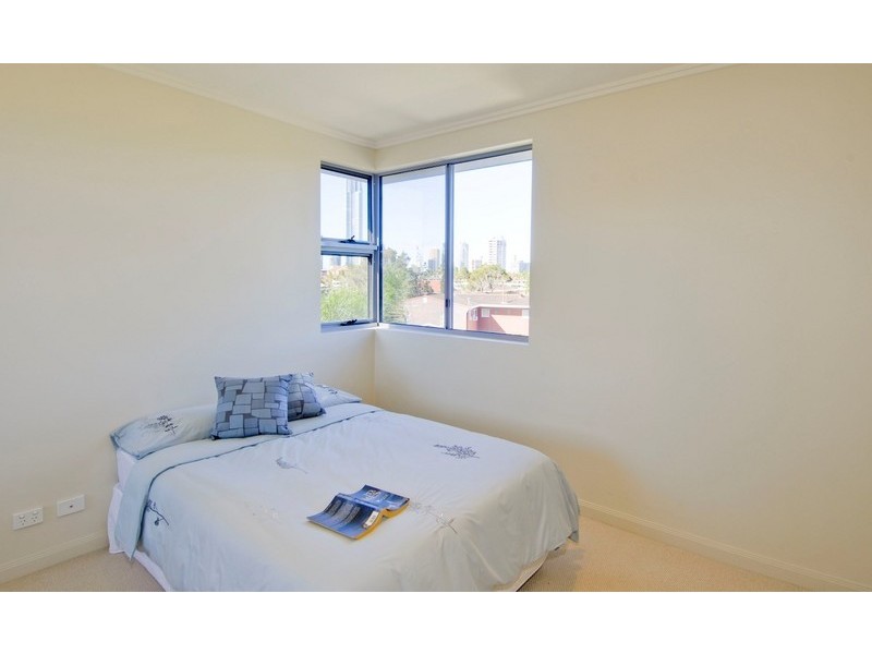 Apt 5 Eden on Sunset, 68 Sunset Boulevard, Surfers Paradise QLD 4217