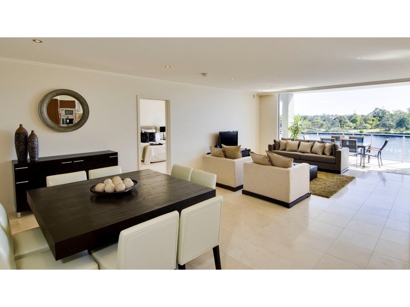 Apt 6 Eden on Sunset, 68 Sunset Boulevard, Surfers Paradise QLD 4217