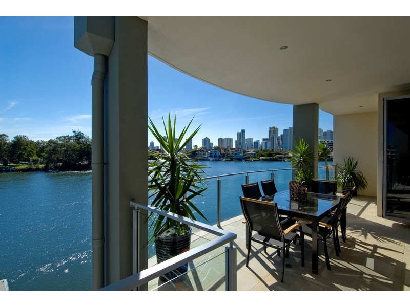 Apt 6 Eden on Sunset, 68 Sunset Boulevard, Surfers Paradise QLD 4217