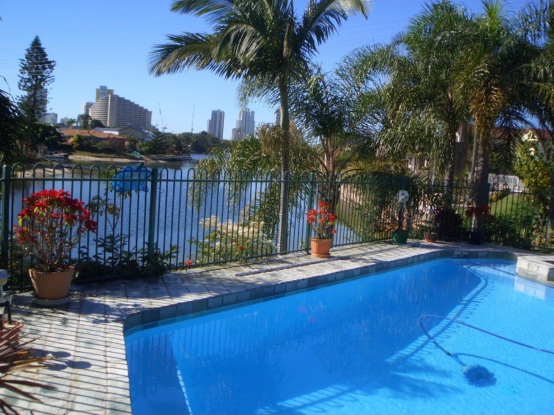 Broadbeach Waters QLD 4218