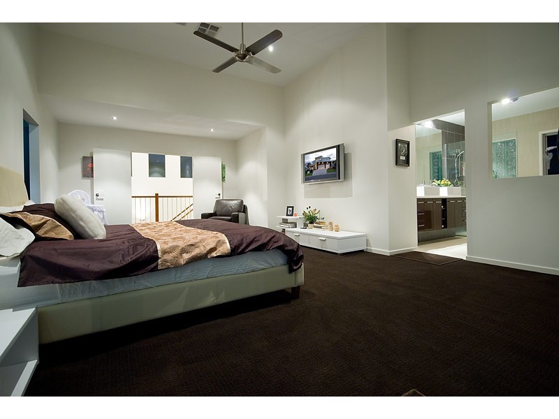 1038 Lakeview Terrace, Royal Pines, Benowa QLD 4217