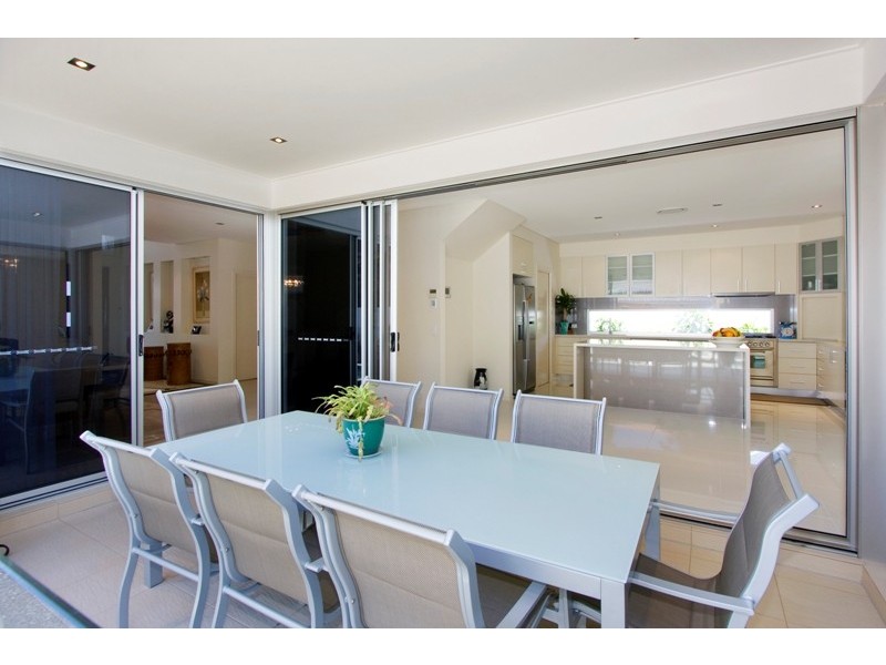 29 Hilda Street, Mermaid Beach QLD 4218