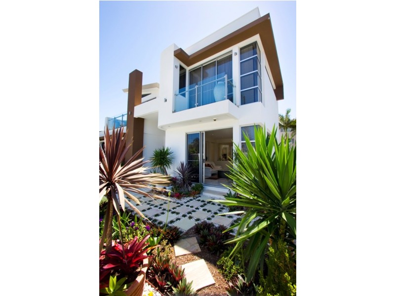 29 Hilda Street, Mermaid Beach QLD 4218