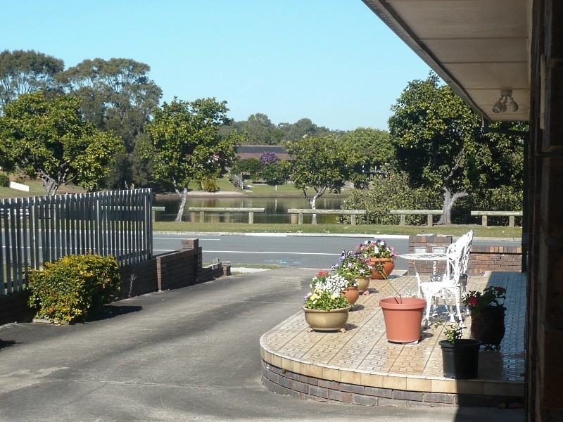 2/77 Mountainview Avenue, Miami QLD 4220