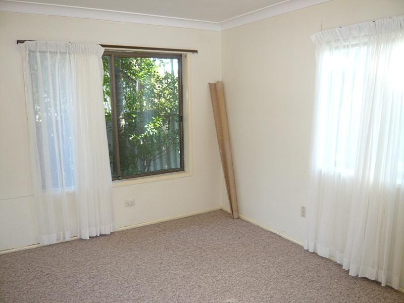 2/77 Mountainview Avenue, Miami QLD 4220