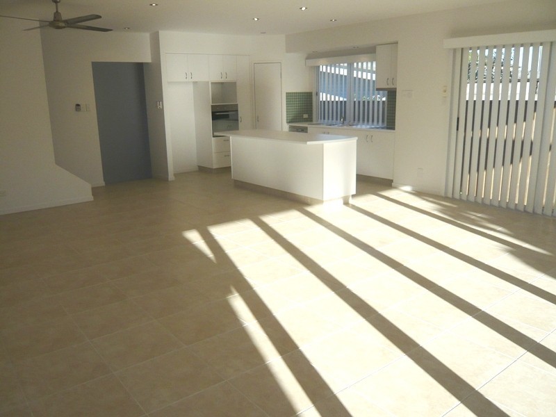 76 Paradise Island, Surfers Paradise QLD 4217