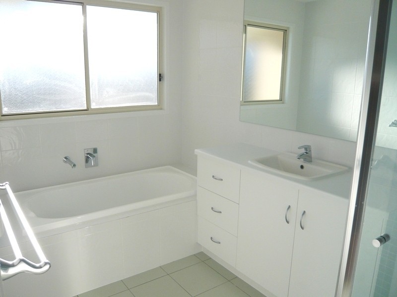 76 Paradise Island, Surfers Paradise QLD 4217