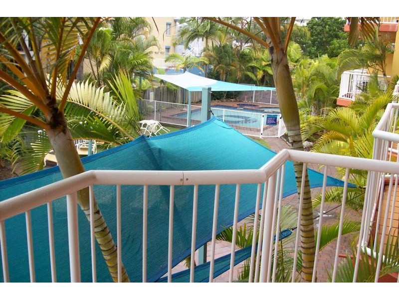 218/2011 Gold Coast Highway, Miami QLD 4220