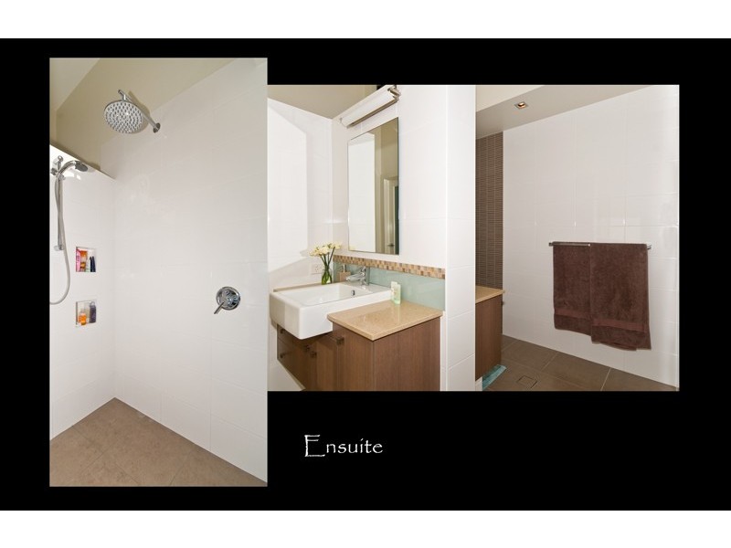 16 Hedges Avenue, Mermaid Beach QLD 4218