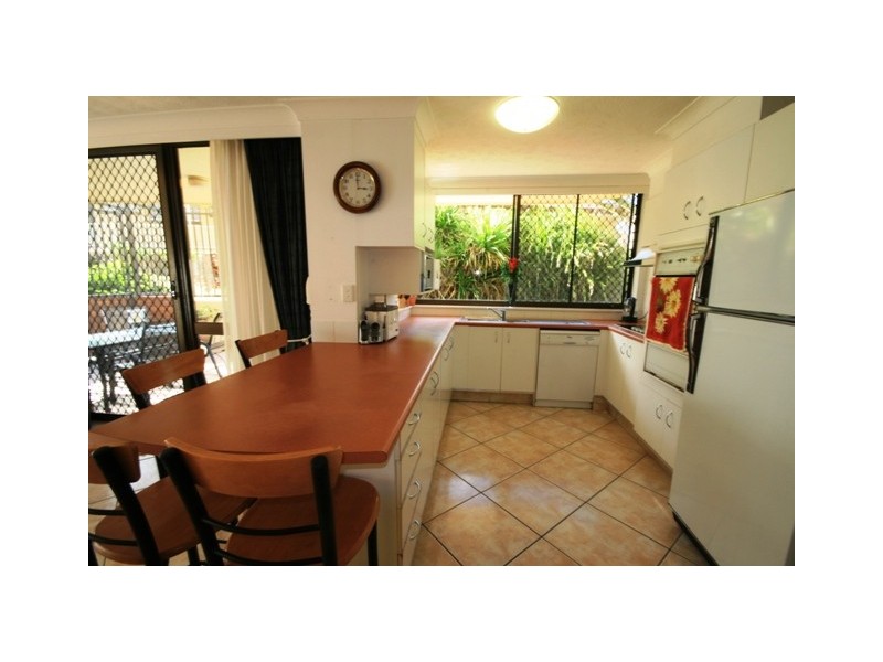 50 Old Burleigh Road, Surfers Paradise QLD 4217