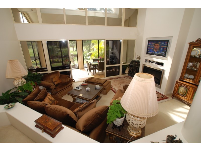 Villa 8 Rhode Island, 125 Santa Cruz Boulevard, Clear Island Waters QLD 4226