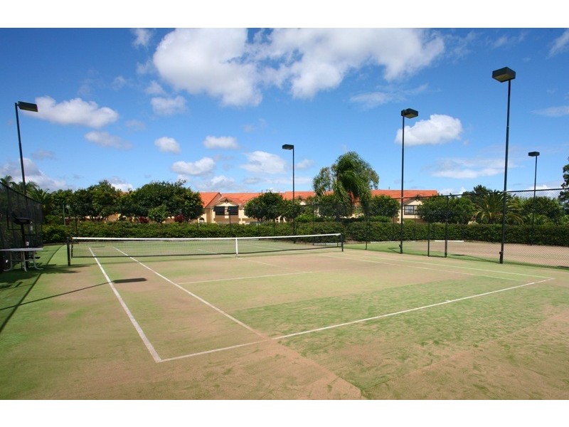 Villa 8 Rhode Island, 125 Santa Cruz Boulevard, Clear Island Waters QLD 4226