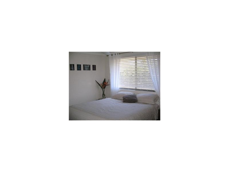 12/16 ‘Palm Trees’, St Kilda Avenue, Broadbeach QLD 4218