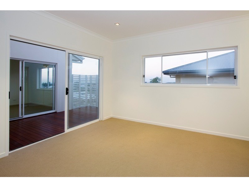 21 Worchester Terrace, Reedy Creek QLD 4227