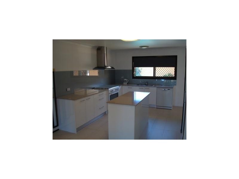 106 Campbell Street, Bundall QLD 4217