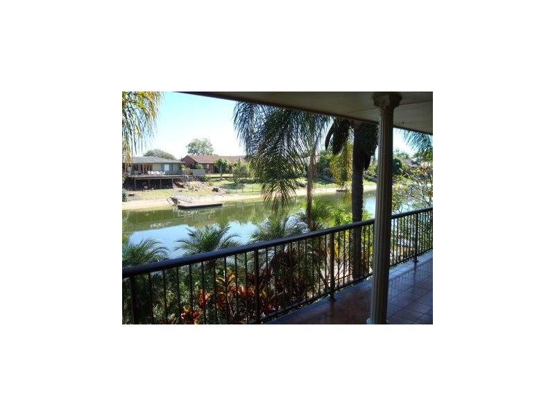 106 Campbell Street, Bundall QLD 4217