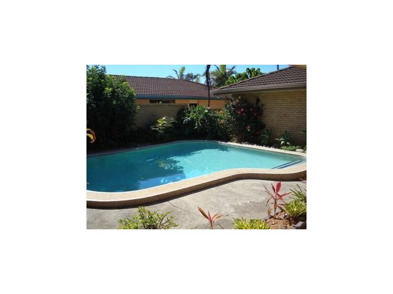 106 Campbell Street, Bundall QLD 4217