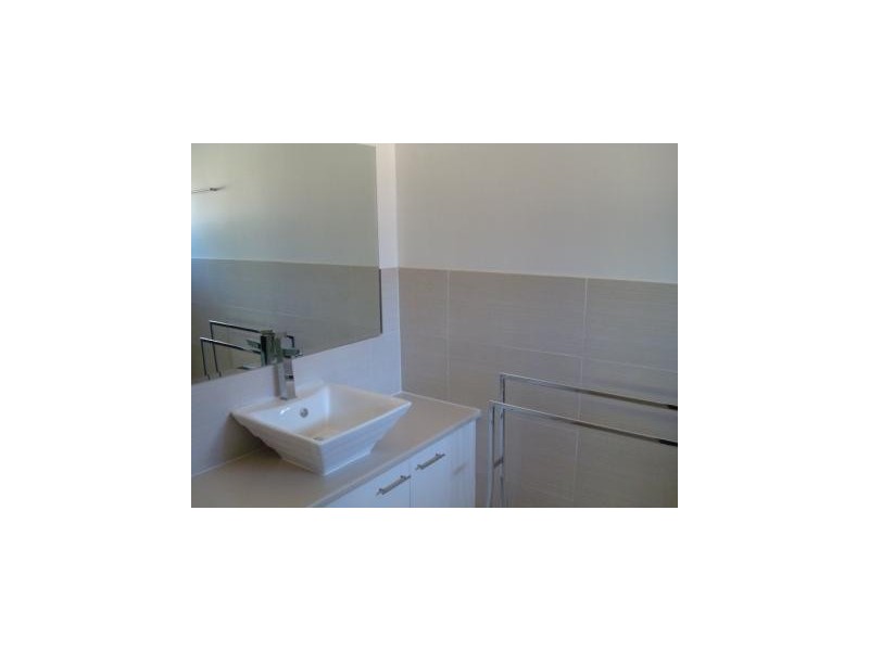 106 Campbell Street, Bundall QLD 4217