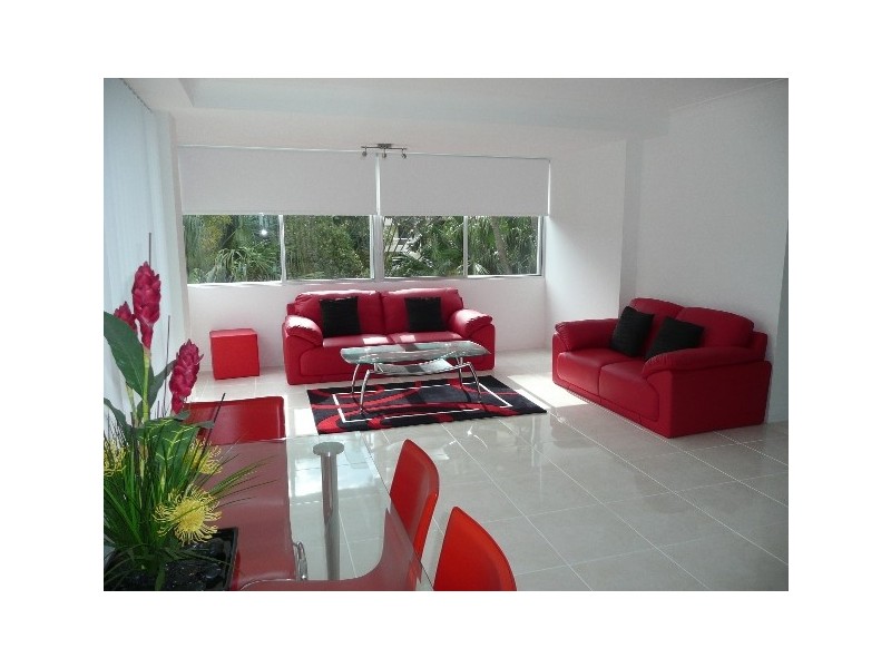 Apt 8 ‘Barridene’, 2 Federation Avenue, Broadbeach QLD 4218