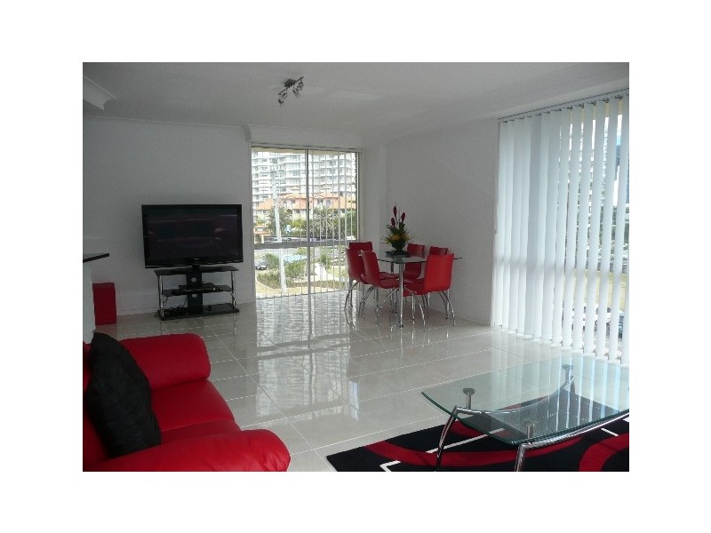 Apt 8 ‘Barridene’, 2 Federation Avenue, Broadbeach QLD 4218
