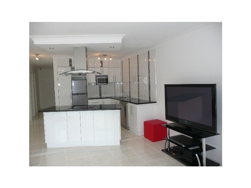Apt 8 ‘Barridene’, 2 Federation Avenue, Broadbeach QLD 4218