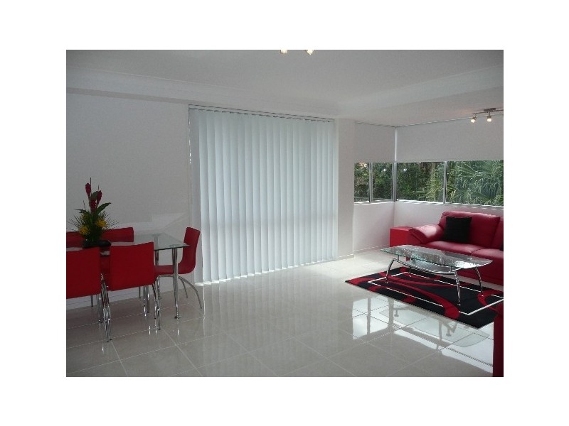 Apt 8 ‘Barridene’, 2 Federation Avenue, Broadbeach QLD 4218