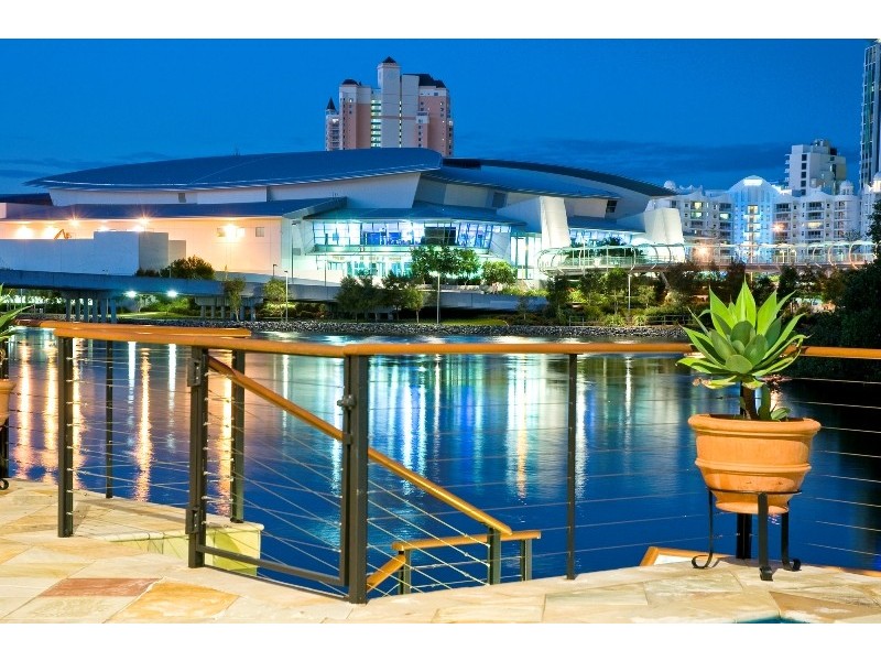 Broadbeach Waters QLD 4218