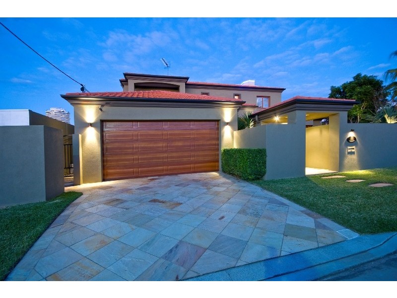 Broadbeach Waters QLD 4218