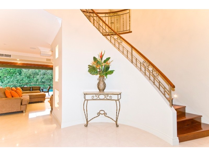 Broadbeach Waters QLD 4218