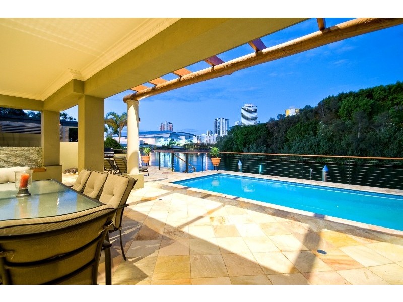 Broadbeach Waters QLD 4218