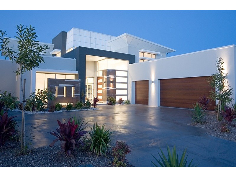 3021 The Boulevard, Royal Pines Riverside, Benowa QLD 4217