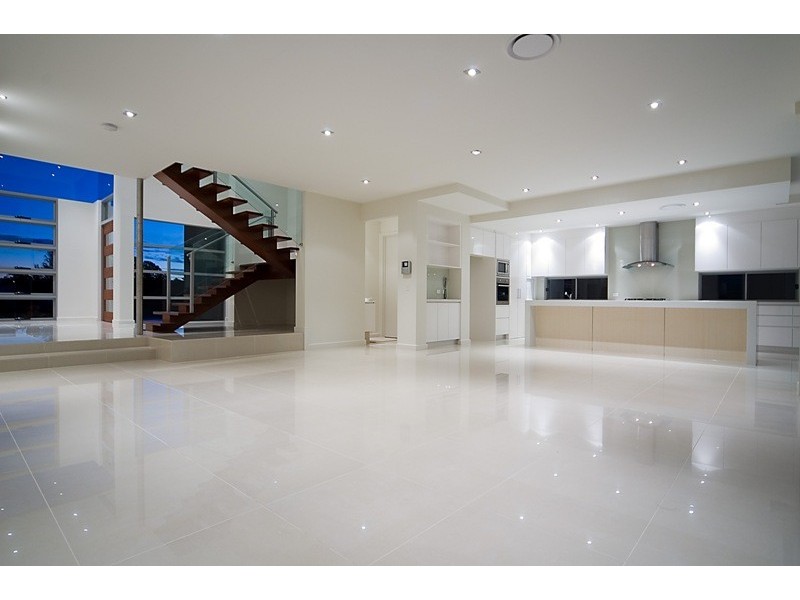 3021 The Boulevard, Royal Pines Riverside, Benowa QLD 4217